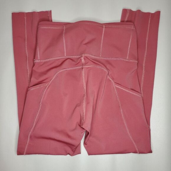 Lululemon Fast and Free Crop II 19 Size 2 - Picture 7 of 9